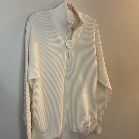 NWT ARIES RIBBED WHITE SWEATER - Picture 3 of 15